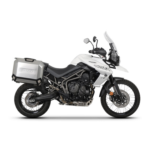 Kompletná sada bočných hliníkových kufrov SHAD TERRA, 36/47 litrový bočné kufre, vrátane montážnej sady SHAD TRIUMPH Tiger 800