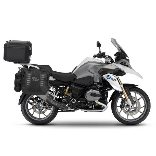 Kompletná sada sedlových brašní SHAD TERRA TR40 adventure a hliníkového vrchného kufra SHAD TERRA BLACK 48L vrátane montážnej sady SHAD BMW R 1200 GS Adventure/ R 1250 GS Adventure