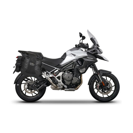 Set of SHAD TERRA TR40 adventure saddlebags, including mounting kit SHAD TRIUMPH TIGER 1200 GT/RALLY