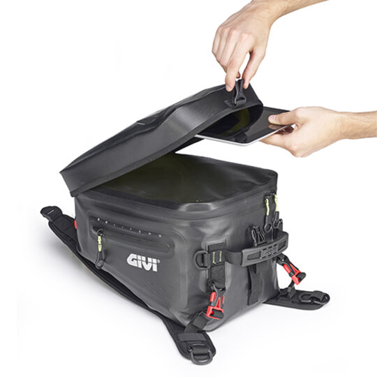 GIVI - GRT715 VODEODOLNY TANKVAK S POPRUHMI 20L