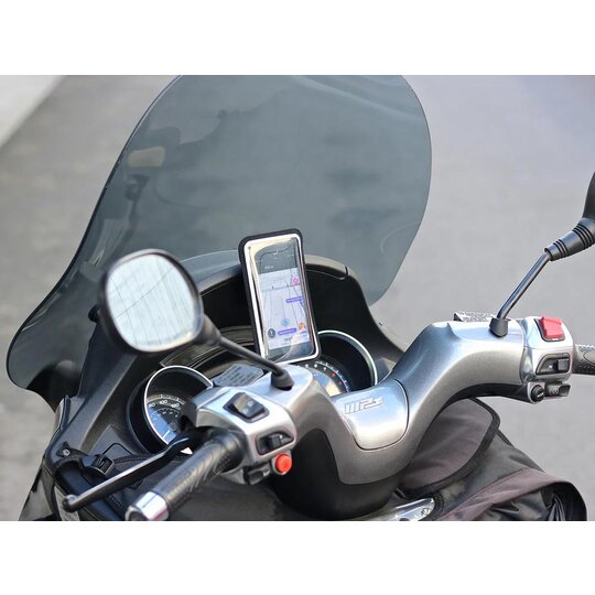 Shapeheart držiak scooter - 6-Support-pour-tableau-de-bord-de-scooter-Lifestyle1