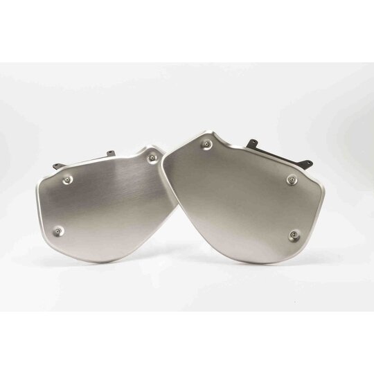 Bočné číslové tabuľky PUIG RETRO 9590P hliník bez podpier