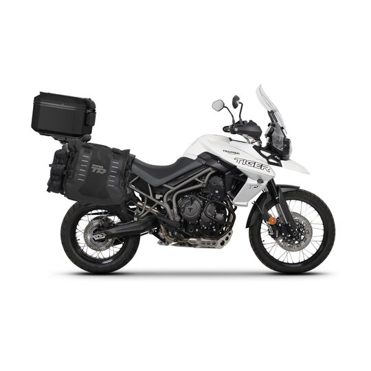 Kompletná sada bočných adventure vakov SHAD TERRA TR40 a hliníkového 55 L vrchného kufru ,vrátane montážnej sady SHAD TRIUMPH TIGER 800