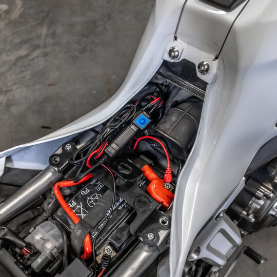 Quad lock - nepremokavý 12v na usb smart adaptér - QLA-PBX_2