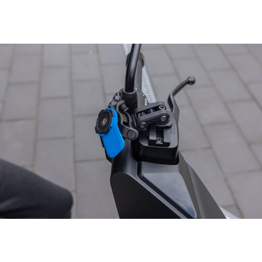 Quad lock - držiak na brzdovú nádobu - Img 0054-enhanced-nr