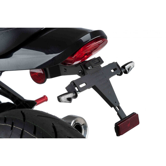 Nastaviteľný držiak ŠPZ PUIG 9597N čierna