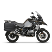 Kompletná sada bočných čiernych hliníkových kufrov SHAD TERRA BLACK , 36/47 l litrov, vrátane montážnej sady SHAD BMW R 1200 GS/ R 1200 GS Adventure/ R 1250 GS/ R 1250 GS Adventure